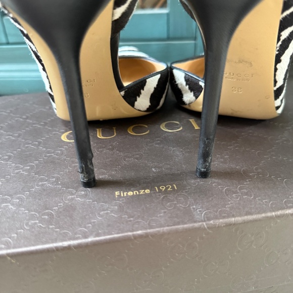 GUCCI Zebra Pony Hair Pointed D'Orsay Pumps Size 38 / 8 - Picture 8 of 10